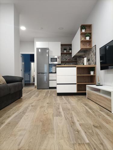 Apto SAN JUAN -Parking Gratis, Reformado- Gaztelugatxe y Gastronomía -Familias y Parejas