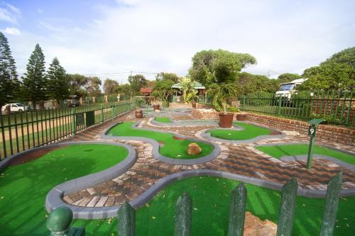 Pine Lodge Resort – Photos 3
