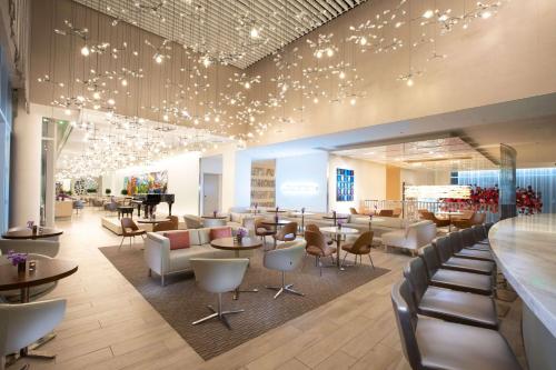 HALL Arts Hotel Dallas, Curio Collection by Hilton Image