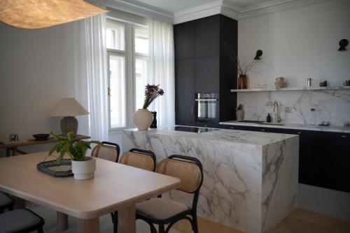 Kleen, boutique home