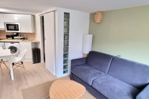 Studio Rochereau Climatisé - Metro - Gare - Wifi