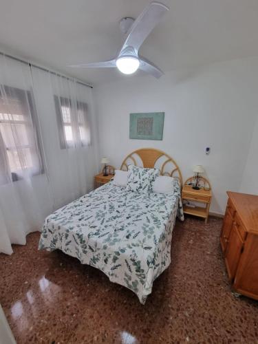 Giường trong phòng chung tại APARTAMENTO EN EL PATIO DE LA JUDERIA