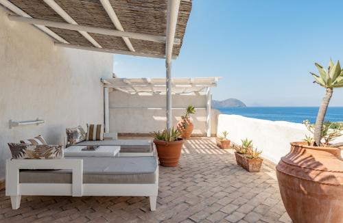 Üldine merevaade või majutusasutusest Therasia Resort Sea and SPA - The Leading Hotels of the World pildistatud vaade