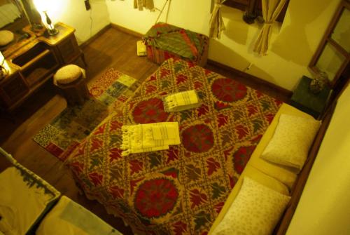 Ruang duduk di Birgi Hotel Saliha Hanim Tas Konak