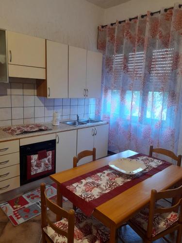 Foto dalla galleria di Casa vacanza bel vedere a Villamassargia