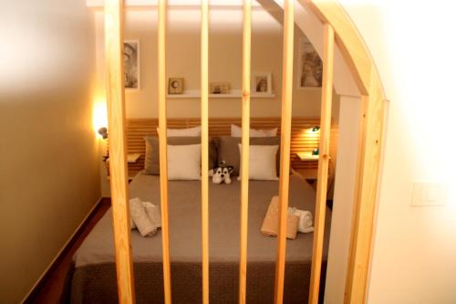 una camera con letto a castello di Appartamentino - Castle view, no stairs a Dolceacqua