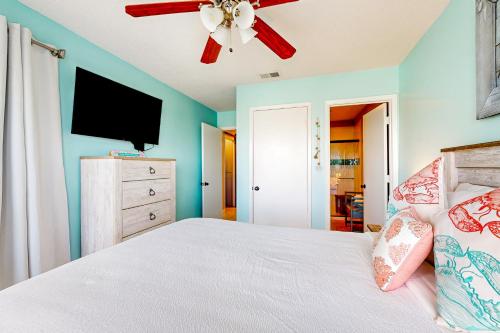 Poolside Villas 303 photo 15