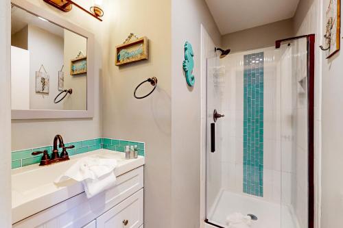Poolside Villas 303 photo 17