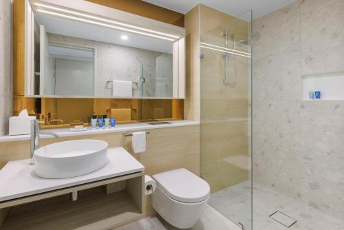 Meriton Suites Melbourne Image