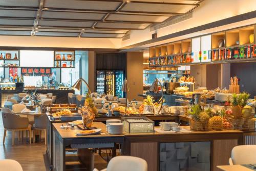 Wyndham Handan Congtai tesisinde bir restoran veya yemek mekanı