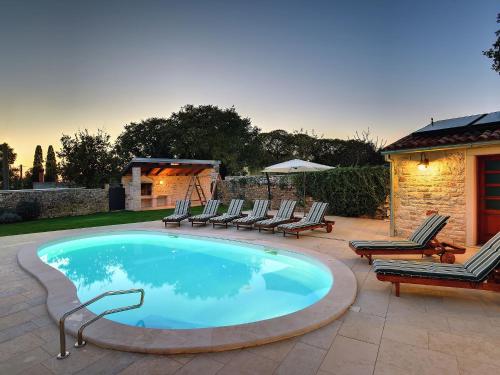 Holiday Home in Golàs with Private Pool