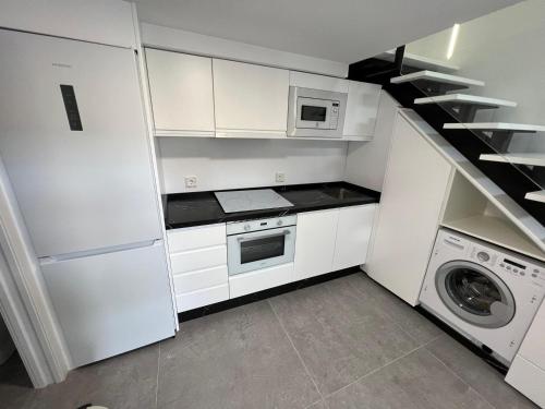 Kuchyň nebo kuchyňský kout v ubytování Apartamento tipo Dúplex - NO SE ADMITEN MASCOTAS, NO PETS