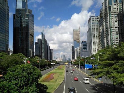 Ein allgemeiner Blick auf Shenzhen oder ein Stadtblick von des Hotels aus