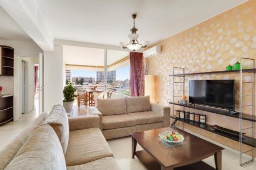 Chalandri Family Penthouse - 1' from metro station