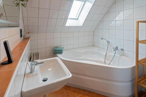 Koupelna v ubytování Möwenhaus