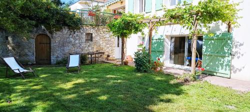 Gite Puydufou -5kms- La Séraphina, 2 à 6 personnes