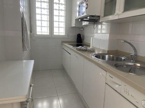 Η κουζίνα ή μικρή κουζίνα στο Gorliz Beach House
