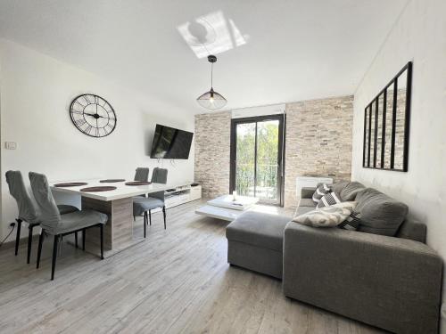 Istumisnurk majutusasutuses Le Cugnalais-2p- calme & confort