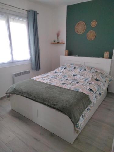 Appartement 2 chambres parking Port Fréjus Base Nature