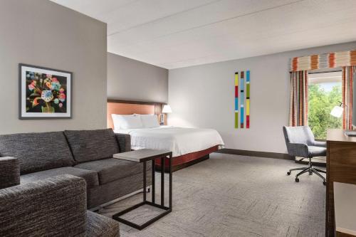 Posezení v ubytování Hampton Inn Quakertown