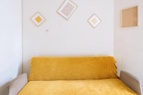 Stylish Studio Apartment near The Seine Banks