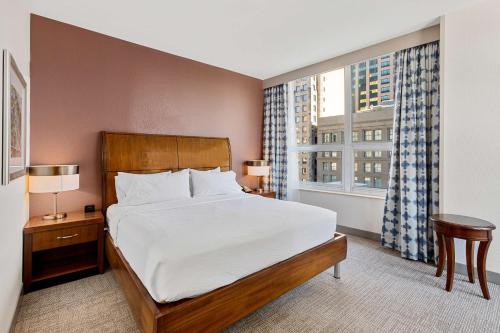 Hilton Garden Inn New Orleans French Quarter/CBD Image