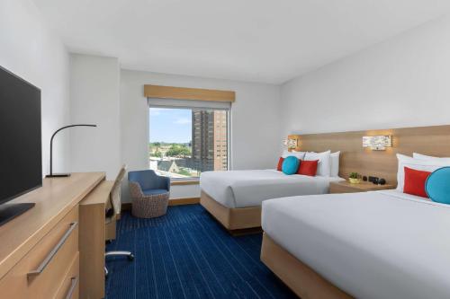 The Art Hotel Denver, Curio Collection by Hilton Image
