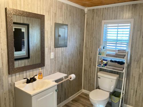 Cozy King Bed Studio – Photos 4
