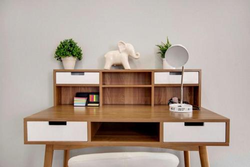 Gambar di galeri bagi 2 Bed 1 Bath Property in College Hill with Garage di Wichita