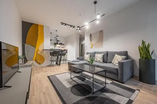 Condo With Balcony @ Downtown Budapest