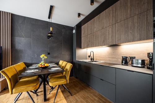 Nhà bếp/bếp nhỏ tại Chillout Szklarska Stone Hill