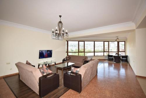 Mesrop Mashtots Avenue, 3 bedrooms Grand & Sunny apartment MA999