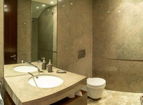 Et badeværelse på Golf, Praia, Casino, Ar Puro