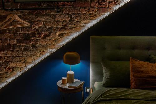 Foto da galeria de Spacious Converted Home on The Most Liveable St! em Melbourne