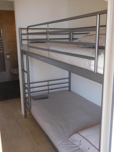 Photo de la galerie de l'établissement Magnifique appartement vue mer la turbie, à La Turbie