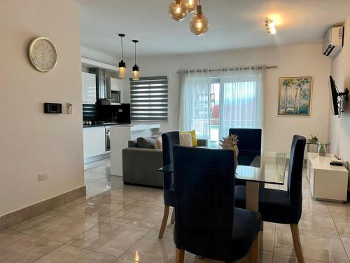 Η κουζίνα ή μικρή κουζίνα στο SOHA SUITES II