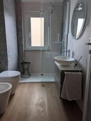 Modern and comfortable near the subway