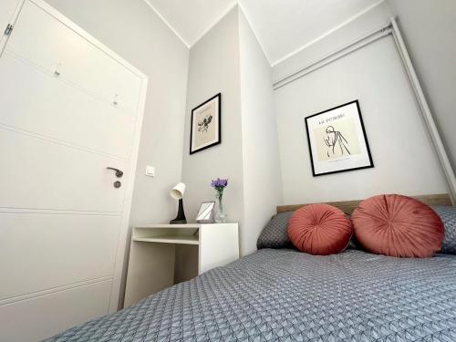 Ένα ή περισσότερα κρεβάτια σε δωμάτιο στο MMRent Simplicity Room