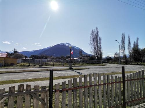 Pemandangan gunung umum atau pemandangan gunung yang diambil dari rumah percutian