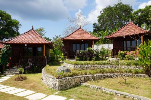 Сад в Sunset Hill Lembongan
