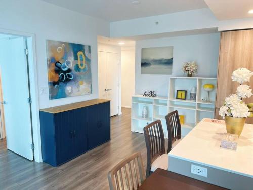 2BDR SkylineView APT Parking&AC – Photos 3