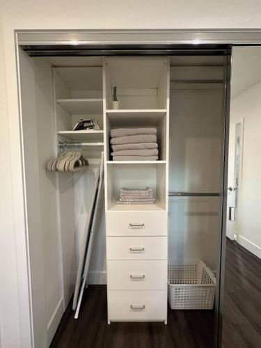 Luxury 2Bed/2Bath Apt in West Hollywood w/ Rooftop photo 29