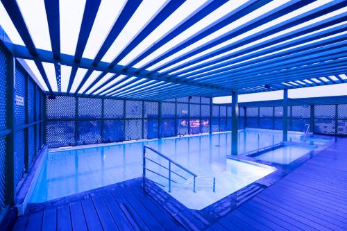Hotel Grand Residenceの敷地内または近くにあるプール