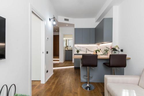 Hostmate - Milano - Disciplini's Touch - Duomo