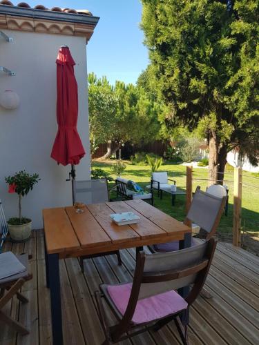 Κήπος έξω από το Appartement dans maison en RDC