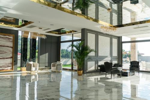 Posezení v ubytování Villa Elysium Park & SPA