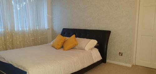 2-Bed House in Poole – Photos 5