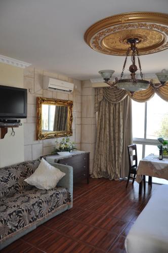 Gallery image of Hotel Suites Bat Yam in Bat Yam