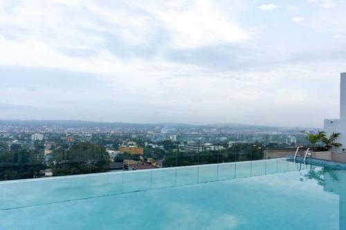Πισίνα στο ή κοντά στο Lennox Beautiful 2 Bed