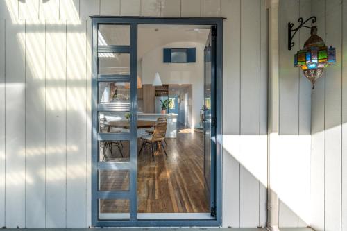 OneroaにあるThe Round Houseのギャラリーの写真